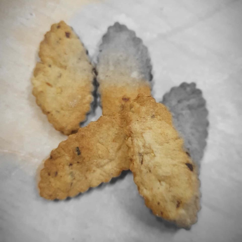 Biscotti con nocciola cruda - 200 gr