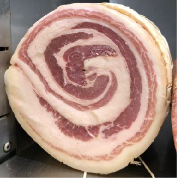 Pancetta arrotolata