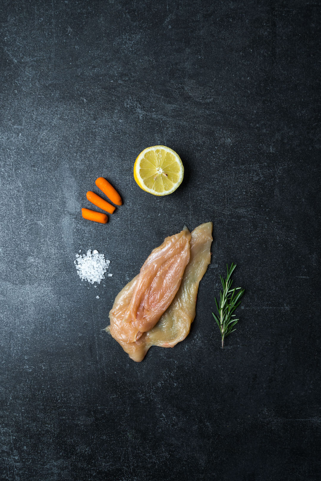 Fettine di pollo allevato all'aperto