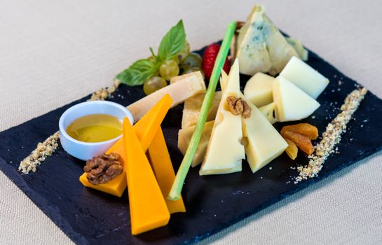 Cheese 8738015