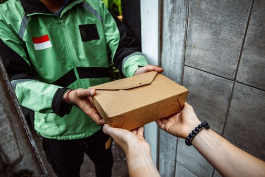 Come regalare un prodotto eFruit: spedizione regalo, messaggio