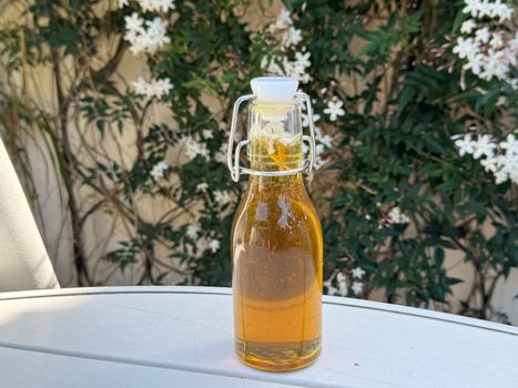 Oil 21911357