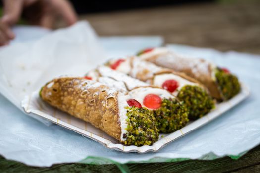 Cantucci e vinsanto online: il dolce toscano per eccellenza